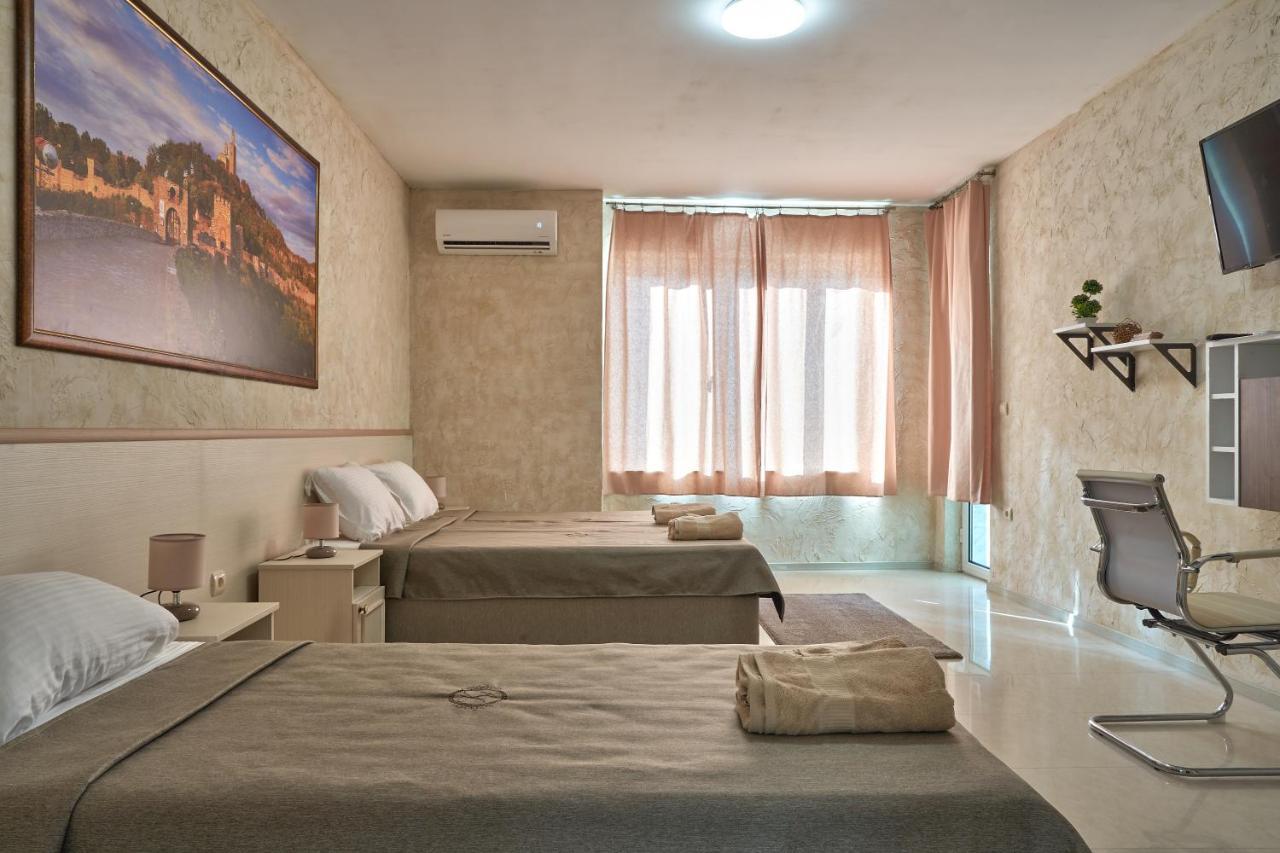 Kings View Guest house 3*